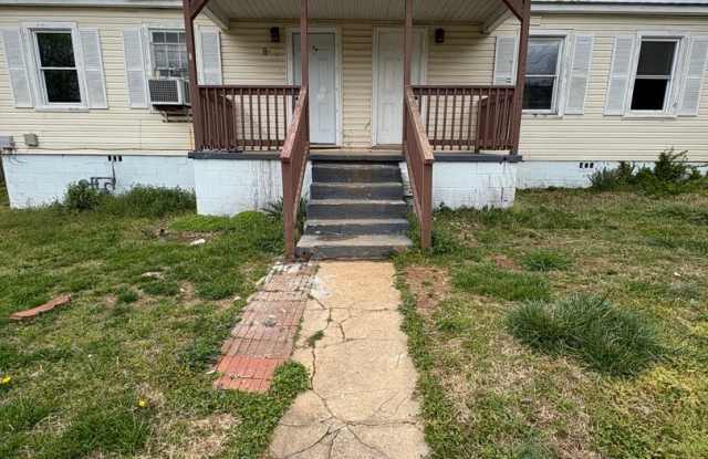 1 Bedroom 1 Bath Minutes from Downtown Greenville !!! photos photos