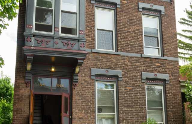 546 5th Avenue unit: 2 photos photos