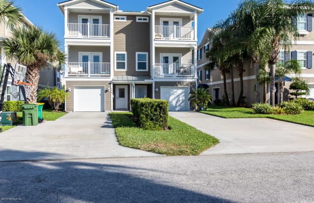 137 14TH AVE S - 137 14th Ave S, Jacksonville Beach, FL 32250