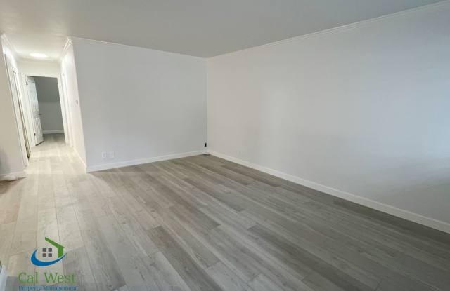 $4195 - Updated and Refreshed 3 Br/2Ba Single Family Home near Hellyer Park Gallery 4