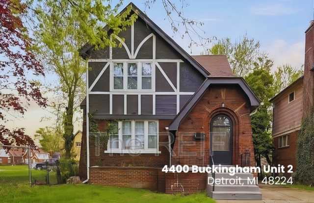 4400 Buckingham Gallery 1