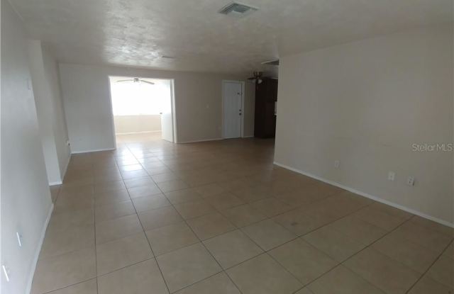 5119 VICTORIA LANE Gallery 4