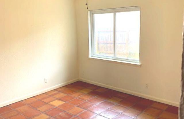 2405 Timberlake Drive Gallery 3