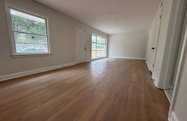 3979 Thomas Avenue - 3979 Thomas Avenue, Montgomery, AL 36111