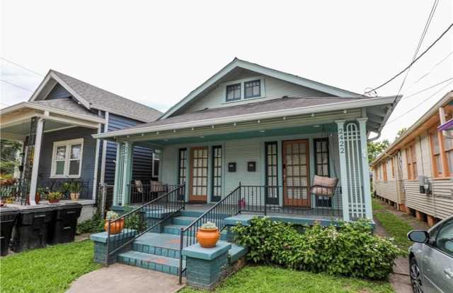 2422 LAPEYROUSE Street photos photos