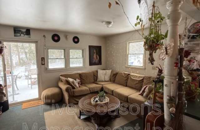 362 Riverside Avenue - 362 Riverside Avenue, Burlington, VT 05401
