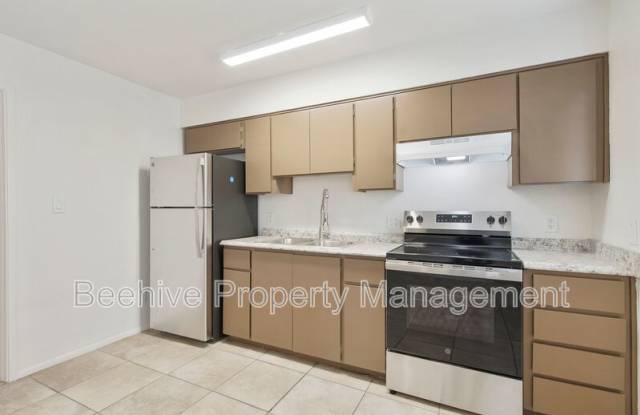1634 E Monroe St photos photos