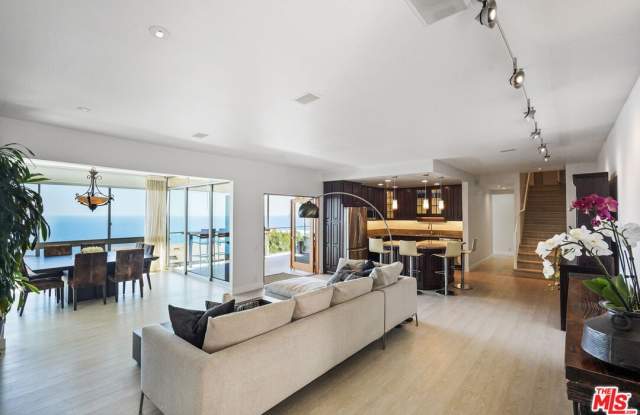 18101 COASTLINE Dr photos photos 18101 COASTLINE Dr photos photos