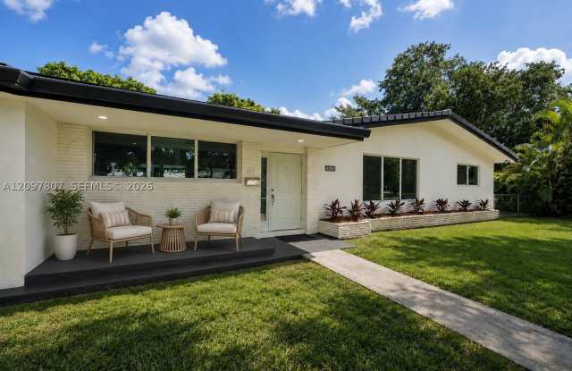 8265 SW 149th Dr Gallery 2