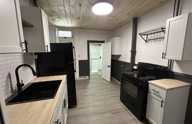 71 West Housatonic Street - 1 photos photos