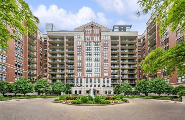 55 W Delaware Place photos photos 55 W Delaware Place photos photos