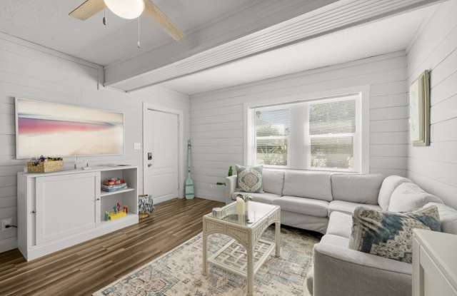 5608 Sunset Ave photos photos