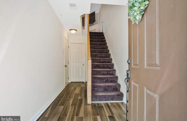 13902 BARRINGTON Lane Gallery 4
