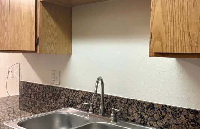 Woodlawn Apartments Gallery 3