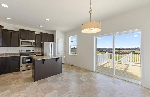 Luxury Hanover Townhome! - 271 Homestead Drive, York County, PA 17331