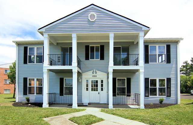 2 Bedroom, 1 Bathroom Apartment with Patio or Balcony at Parkridge Ct. - 960 Sq Ft Gallery 3