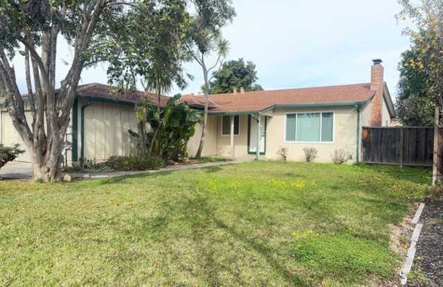 40352 Robin Street photos photos