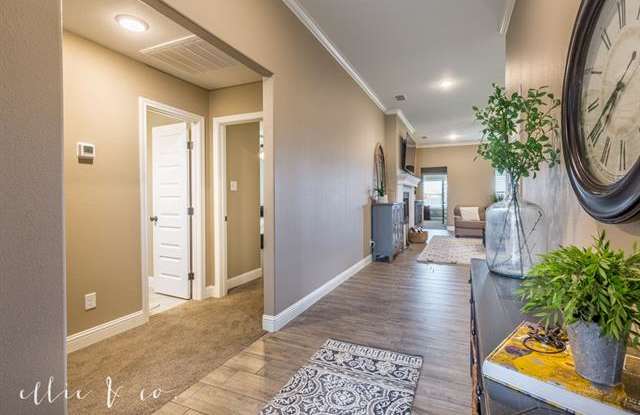 2302 Ians Court Gallery 3