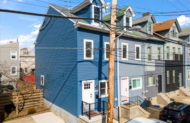 3815 Howley Street photos photos
