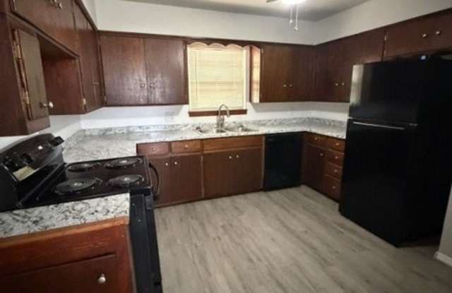 2617 Southwest Crater Creek Road Gallery 4