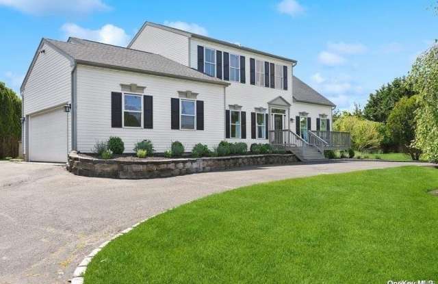 6 Private Road photos photos
