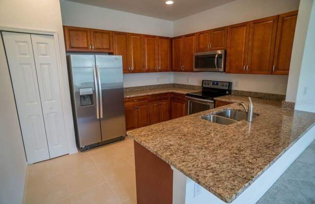 26942 WHITE PLAINS WAY Gallery 4
