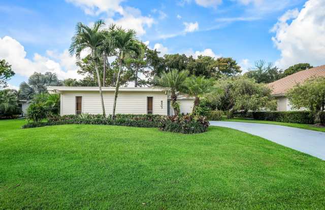 6403 Eastpointe Pines Street Gallery 2