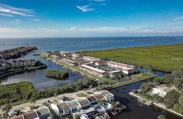 8801 BAY POINTE Drive Gallery 2