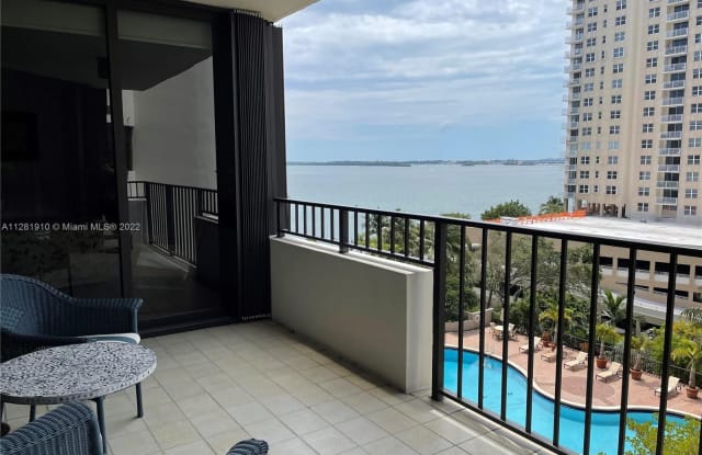 520 Brickell Key Dr - 520 Brickell Key Drive, Miami, FL 33131