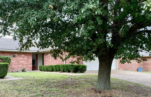 Cougar Ridge duplex photos photos Cougar Ridge duplex photos photos