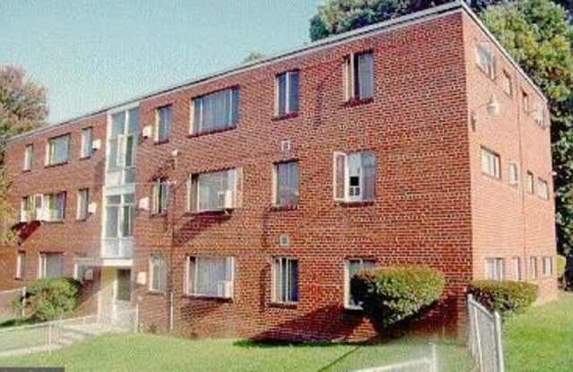 301 ANACOSTIA Road SE unit: 2 Bedroom photos photos