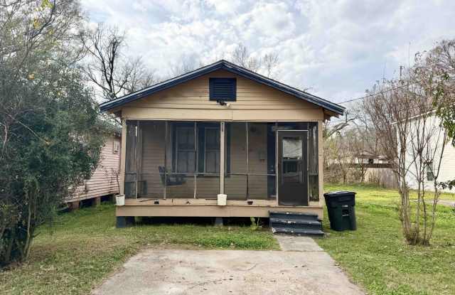 220 Evergreen Drive photos photos