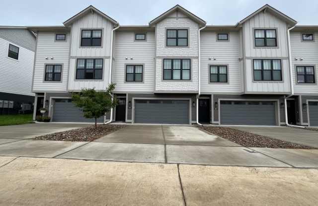 2911 Southwest Prairie Trail Parkway Gallery 1