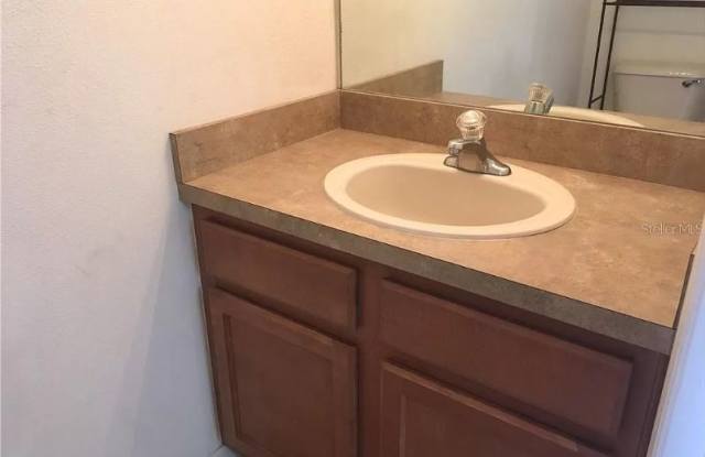 8795 Christie Dr Gallery 2