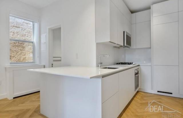 65 Clifton Place Gallery 3