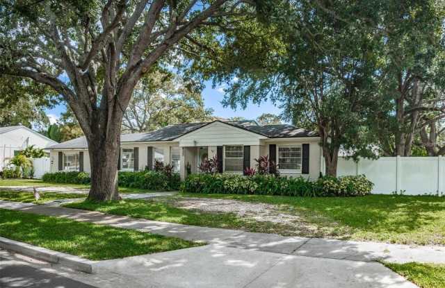4122 W EMPEDRADO STREET - 4122 West Empedrado Street, Tampa, FL 33629