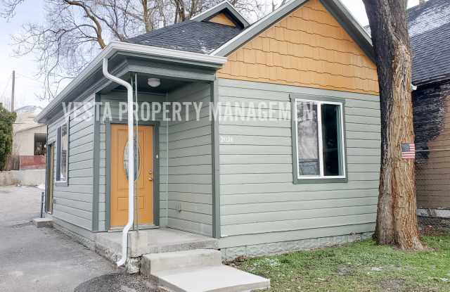 2028 Ogden Avenue photos photos