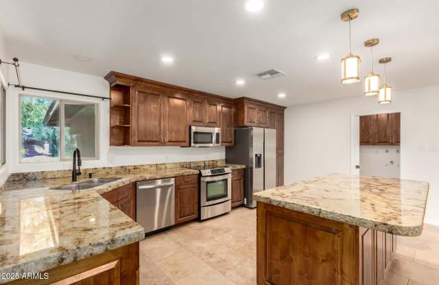 5031 E PERSHING Avenue - 5031 East Pershing Avenue, Phoenix, AZ 85254