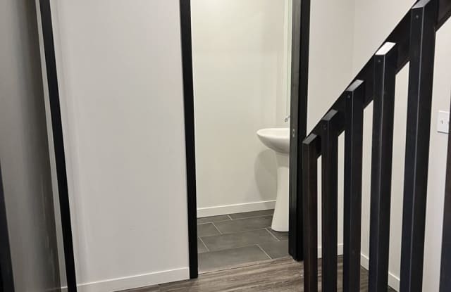 $2,300 | 2 Bedrooms, 2.5 Bathroom Townhome | Pet Friendly* | Available for a August 1st, 2027 Move In! Gallery 3