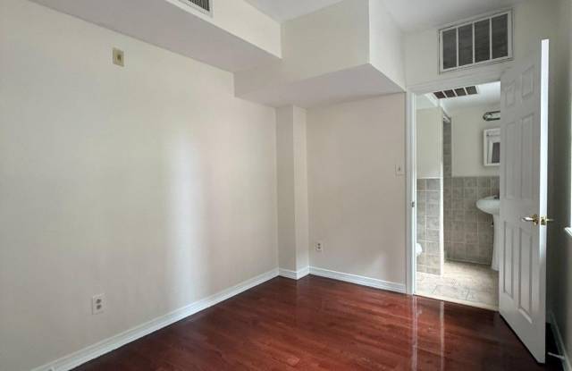 118 S 12TH Street Gallery 2