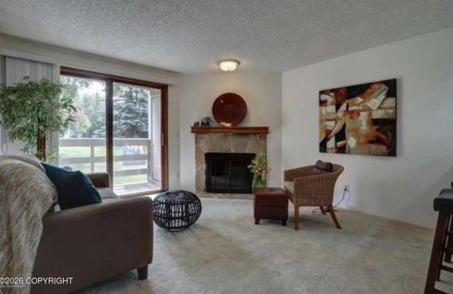 9645 Independence Drive Gallery 2