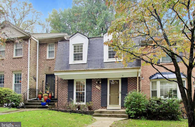 7344 GREENTREE Road Gallery 2