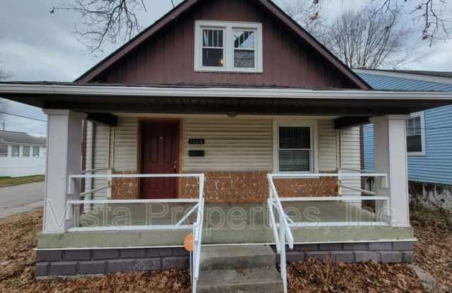 1100 West Whitney Avenue photos photos