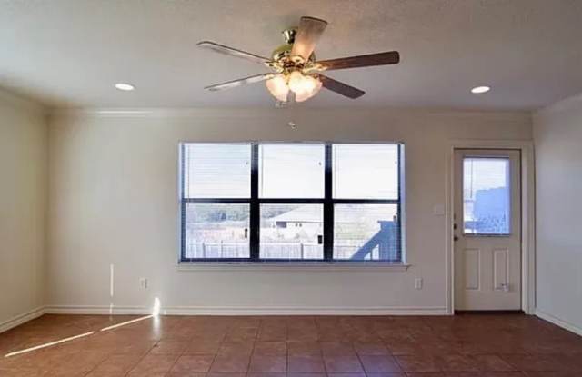 11531 Creek Eagle Gallery 3