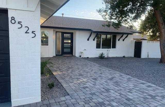 8525 E BONITA Drive Gallery 4