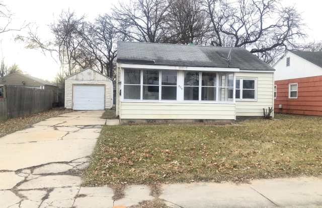 924 North Sunset Avenue photos photos
