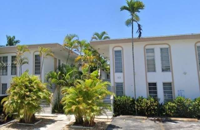 1610 Liberty St photos photos
