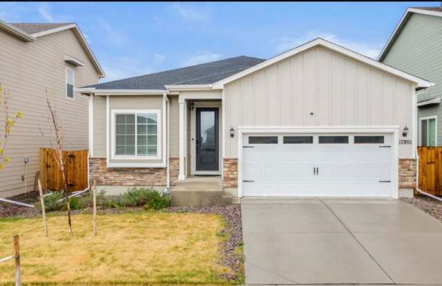 Charming 3BR 2BATH House in Commerce City photos photos