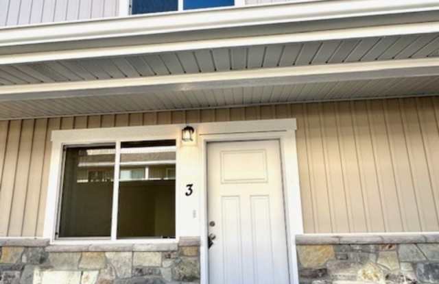 355 N 2650 W photos photos