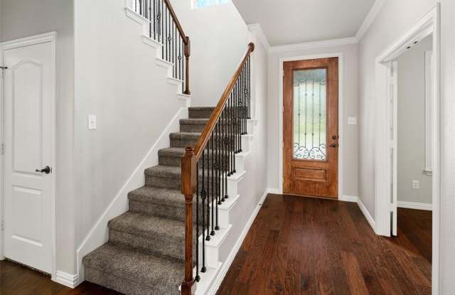 7901 Texian Trail Gallery 2